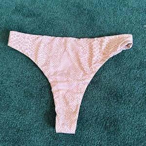 Acacia Brazil bottoms
